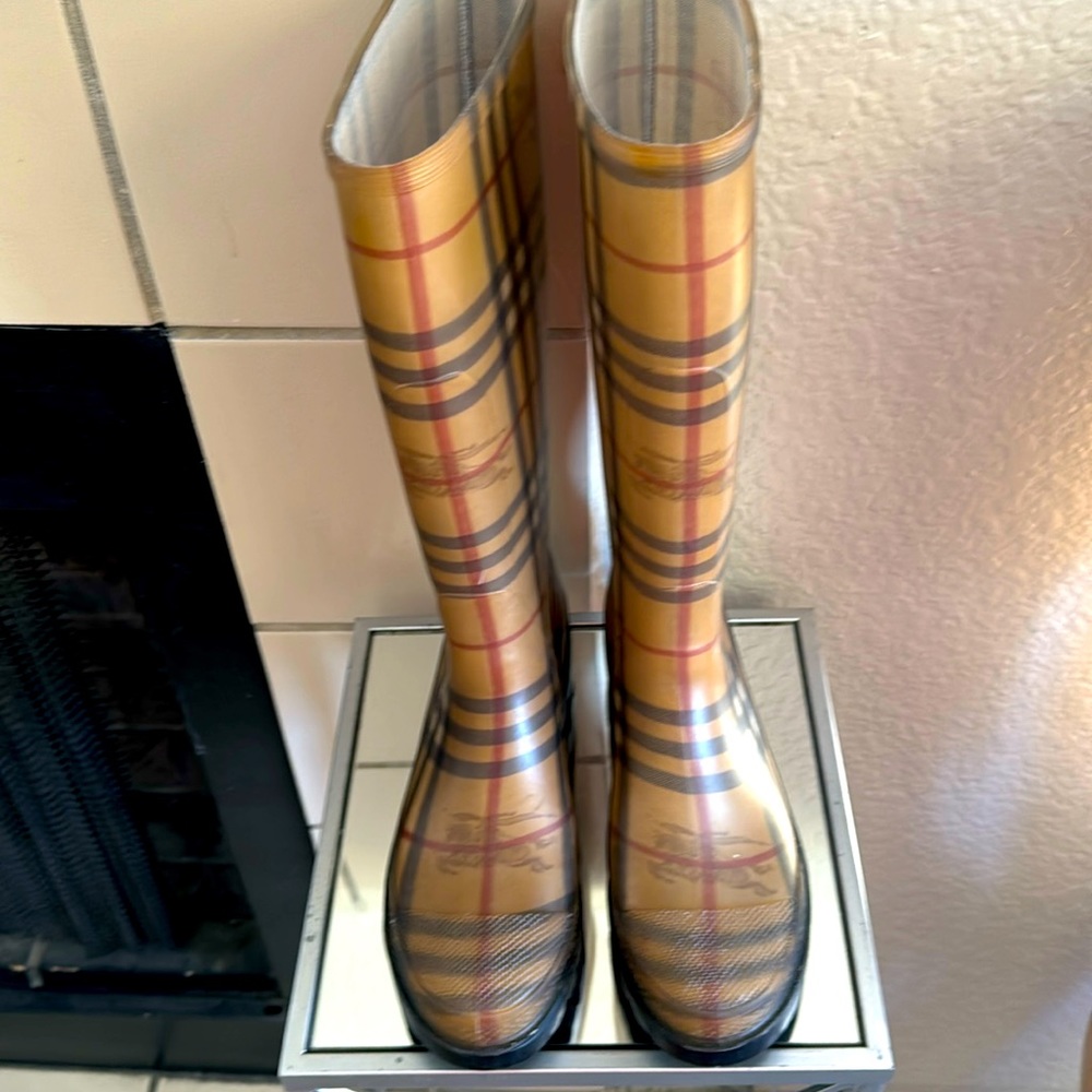 Women’s Burberry Rain boots